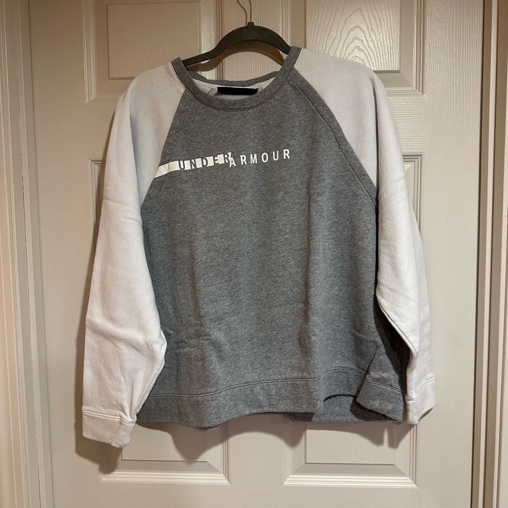 Hoodless Sweatshirt